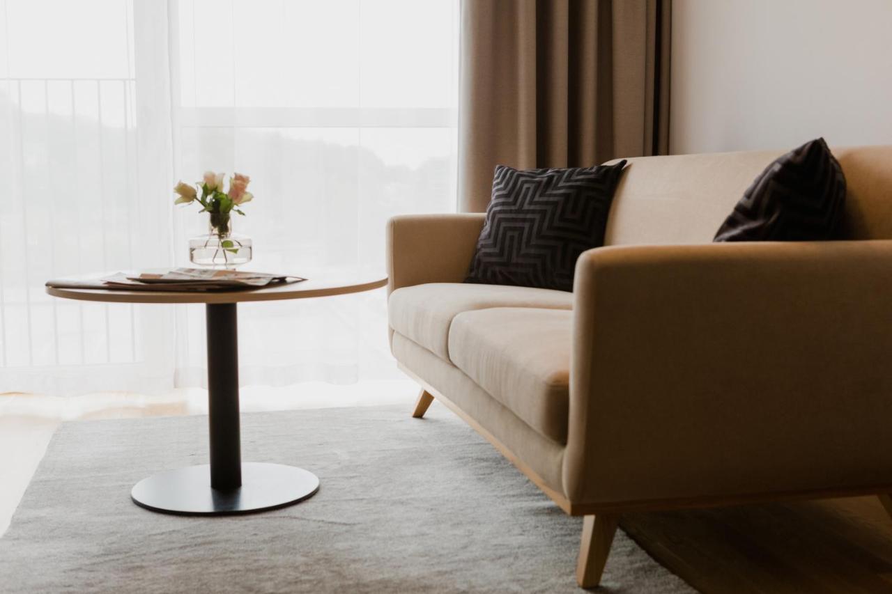 Boo Boo Living Aparthotel Kottla ภายนอก รูปภาพ